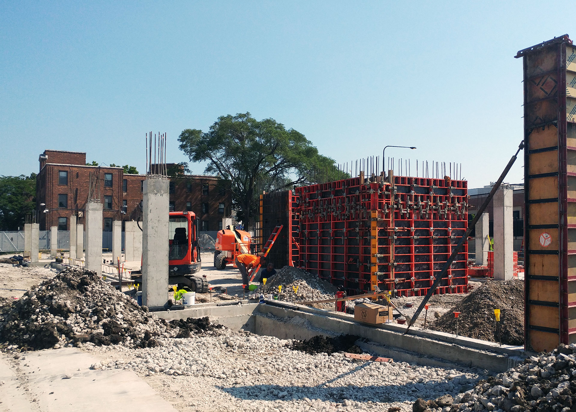 LathropHomes_construction01 bKL Architecture