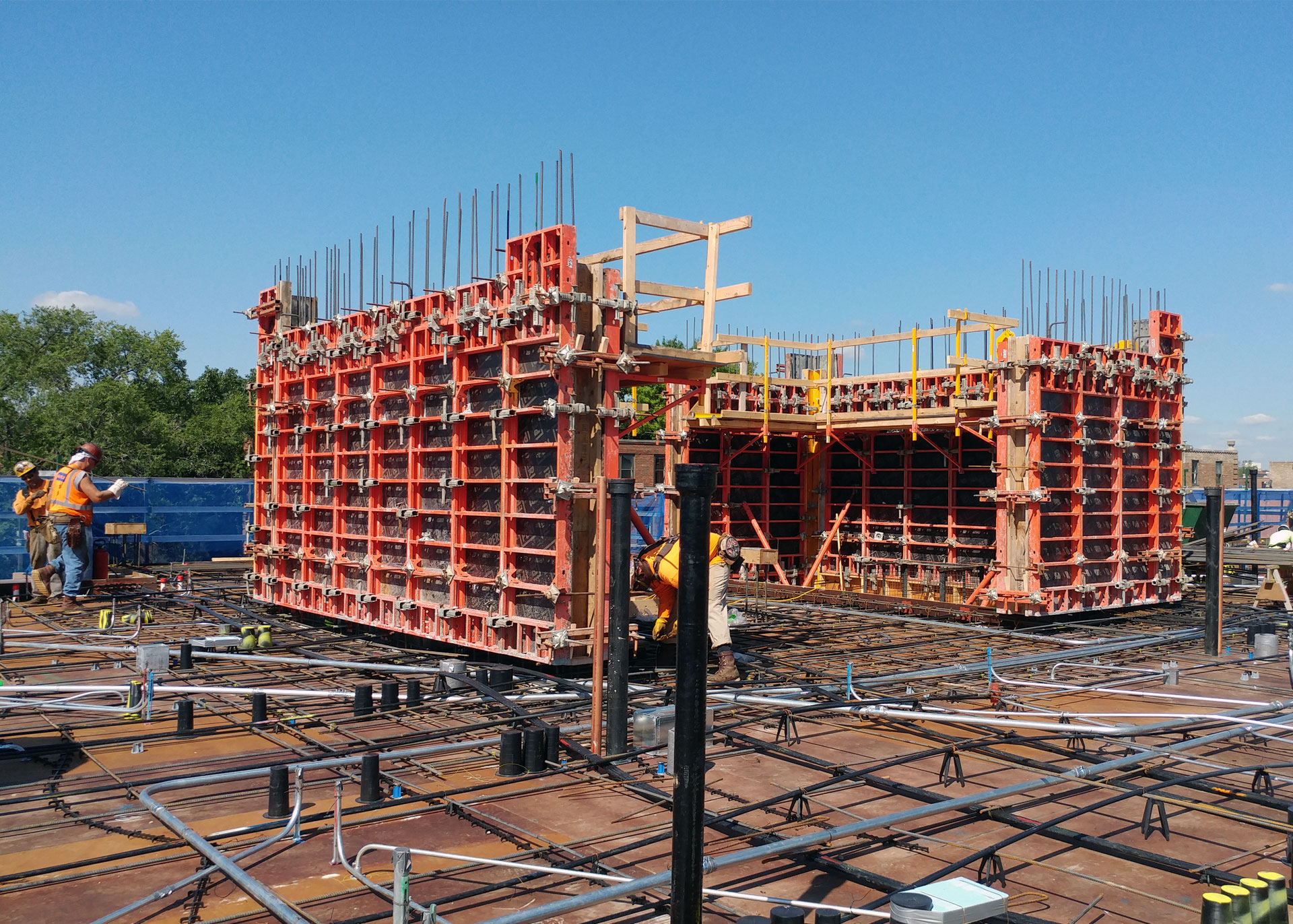 LathropHomes_construction02 bKL Architecture